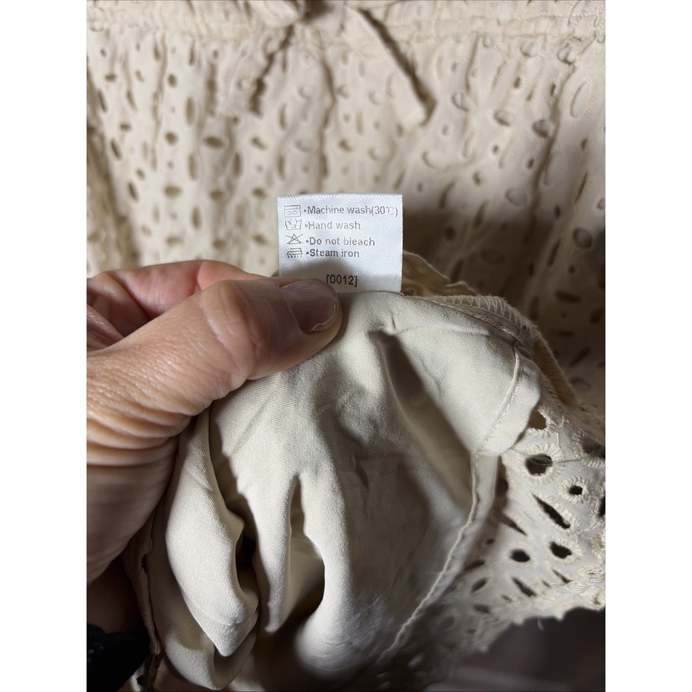 NWT Beige Zesica Long Sleeve Mini Babydoll Dress Tie Front‎ Eyelet, Large - Picture 9 of 9